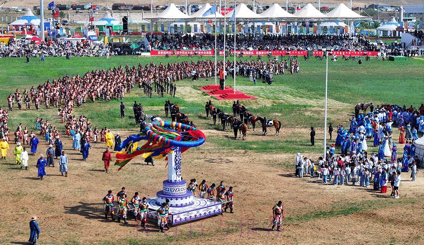 佟立新副局长会见世界摔跤联合会主席